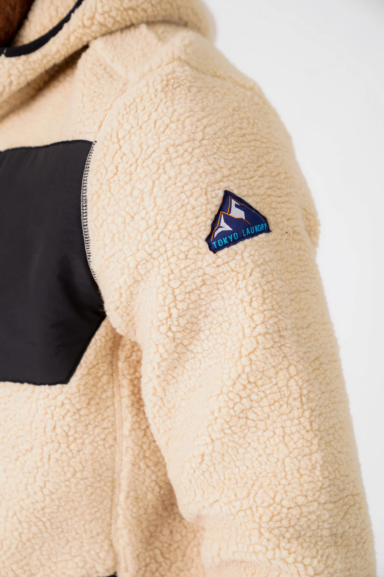 Brewer Teddy Borg Fleece Zip Through Hoody In Natural Taupe - Tokyo Laundry - Image 4