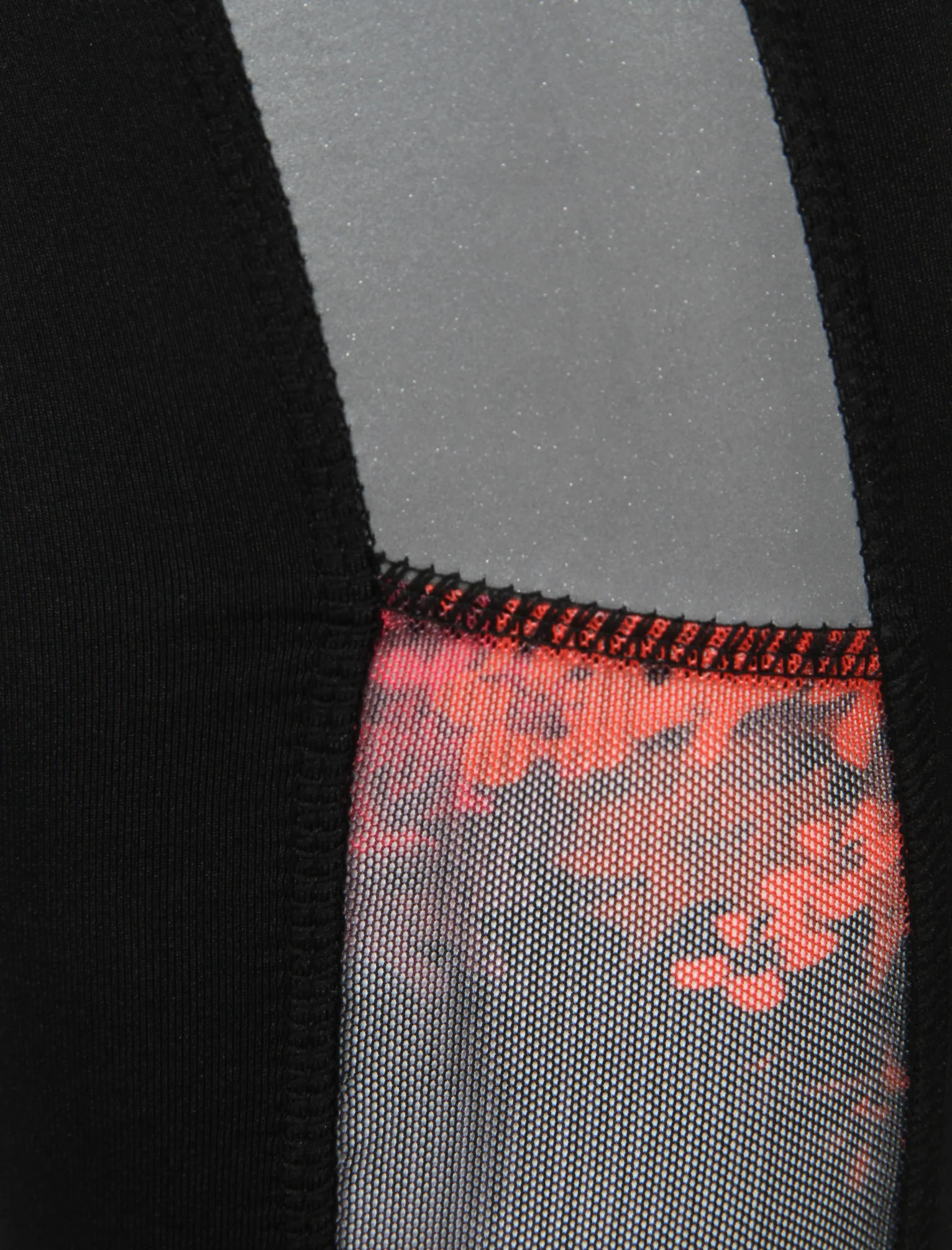 Wagner Floral Panel Workout Leggings in Black - Tokyo Laundry Active - Image 6